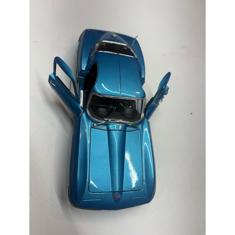 Maisto 1965 Chevrolet Corvette Stingray 1:18 Die Cast